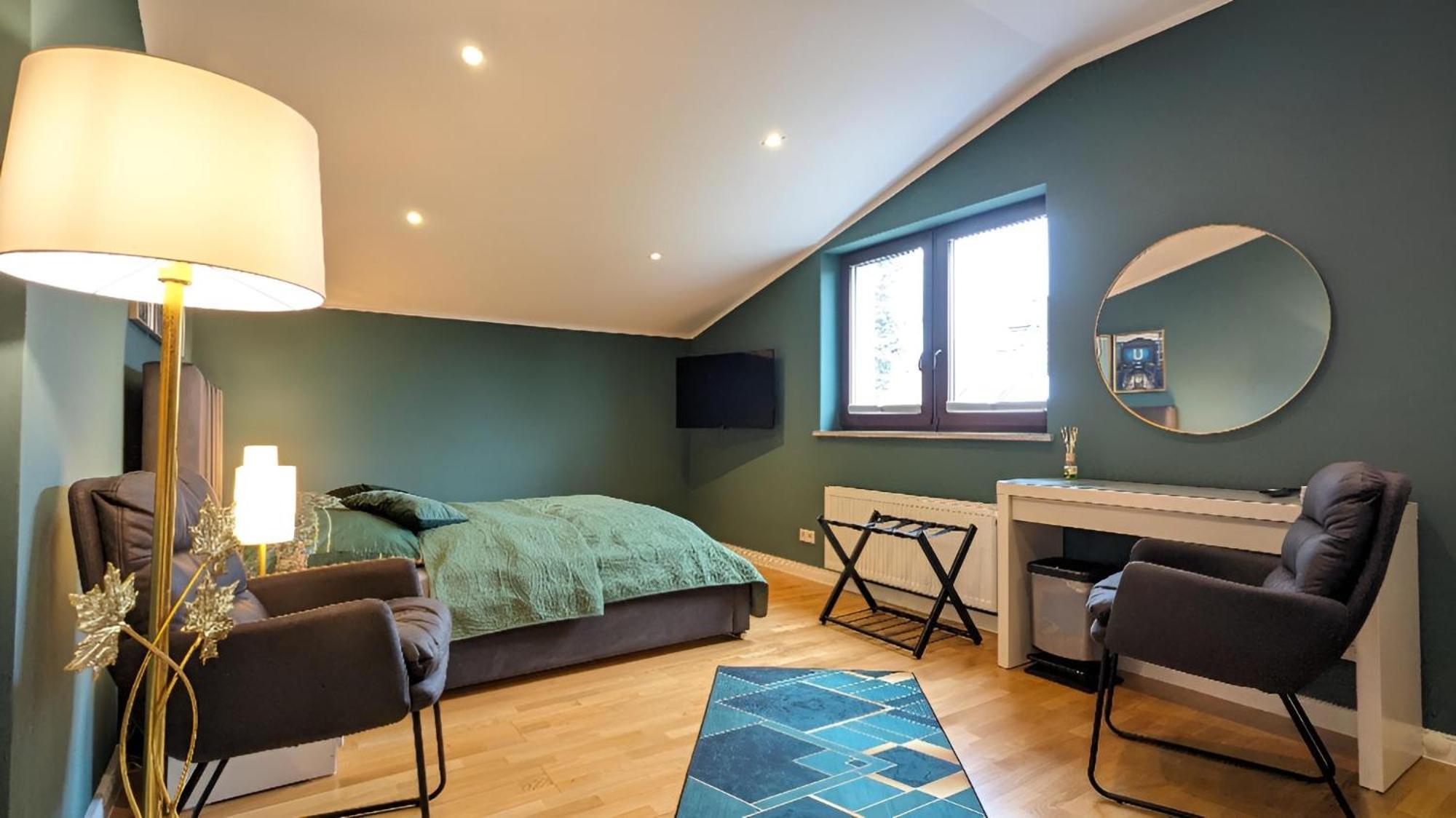 3 Rooms - Zimmervermietung Naehe Flughafen Ber - Gratis Wlan, Parken & Netflix Berlin Exteriör bild